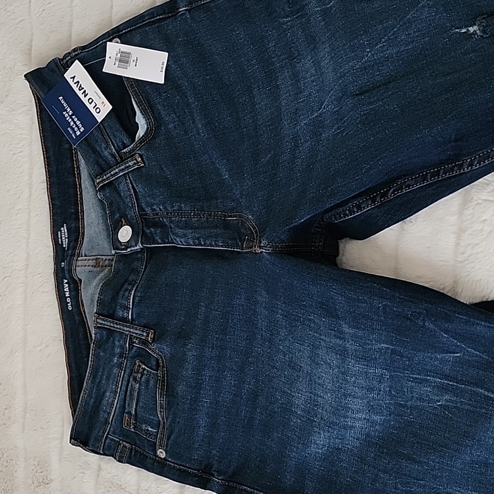 OLD NAVY ROCKSTAR MID RISE JEANS **Last call**